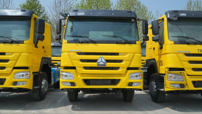 SHACMAN 4*2 Tractor